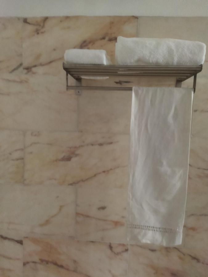 Ti8-Travessa Das Invernas 8 Evora Bagian luar foto
